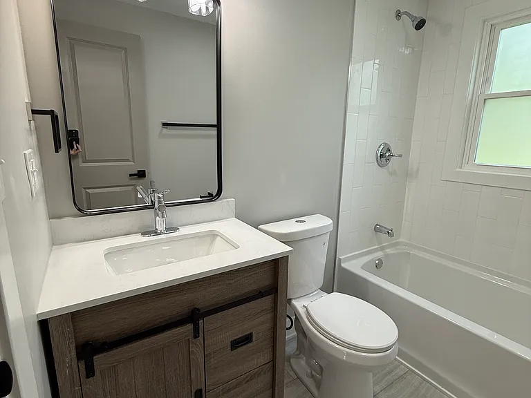 608 S Olive St — Photo 9