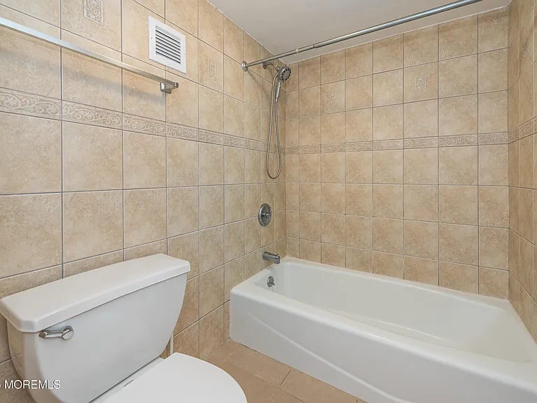 5 Linden St #3J — Photo 15