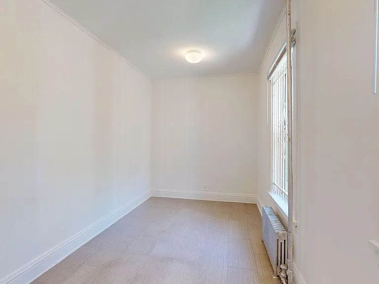 1358 E. 58th Street — Photo 33