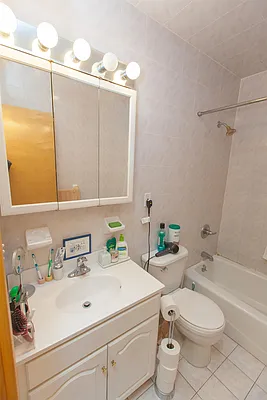 Rented by Voro NYC | media 46