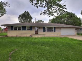 311 S Locust St, Pesotum, IL 61863