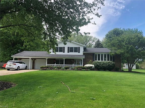 3rd image of 881 Meadowood Blvd