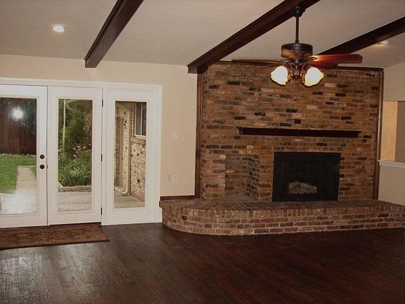 3rd image of 7614 Tophill Ln