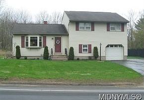 2nd image of 5520 Walker Rd