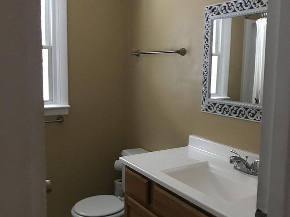 4th image of 3345 Hiwood Ave