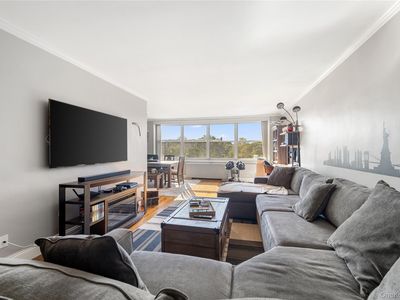 211-40 18th Avenue #6J, Queens, NY, 11360