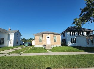 205 Lincoln Ave, Crookston, MN 56716