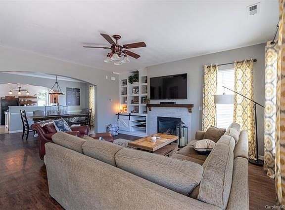 3rd image of 13531 Aldenbrook Dr