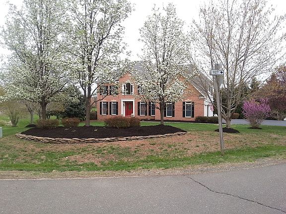 3rd image of 8321 Leeton Lake Dr