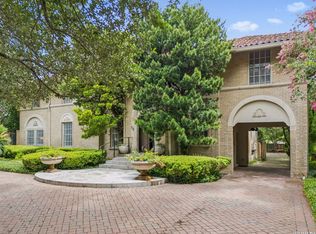 110 Geneseo Rd, Terrell Hills, TX 78209