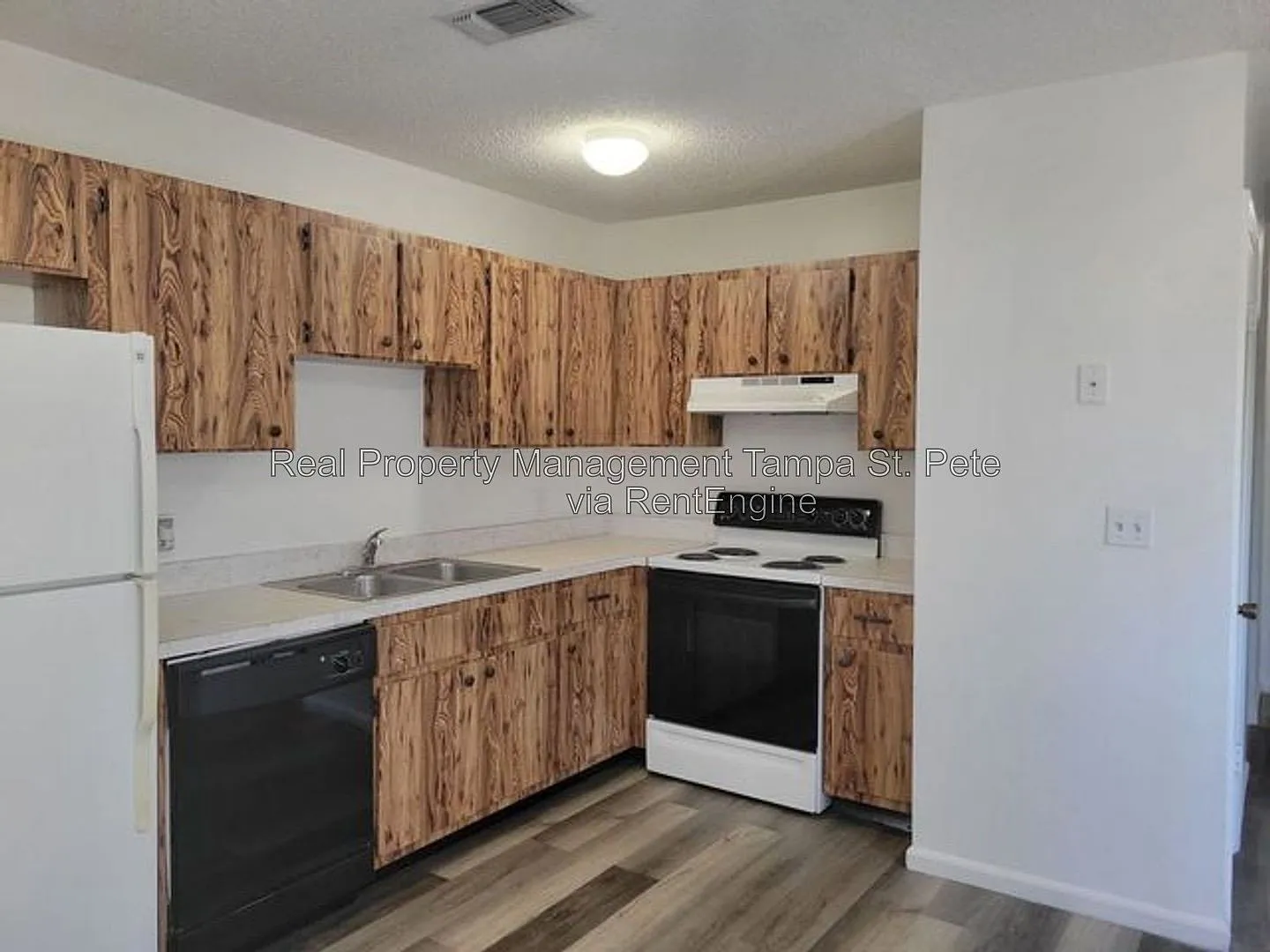 2 bed, 1.0 bath, 800 sqft, $1,299 — Photo 4