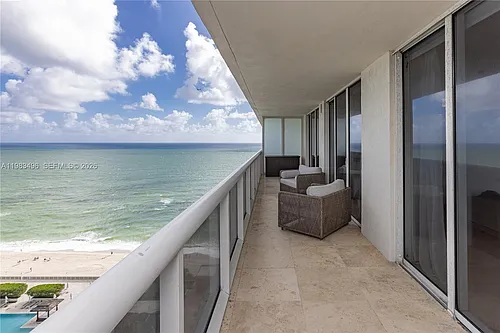 1830 S Ocean Dr #2108 Photo 1
