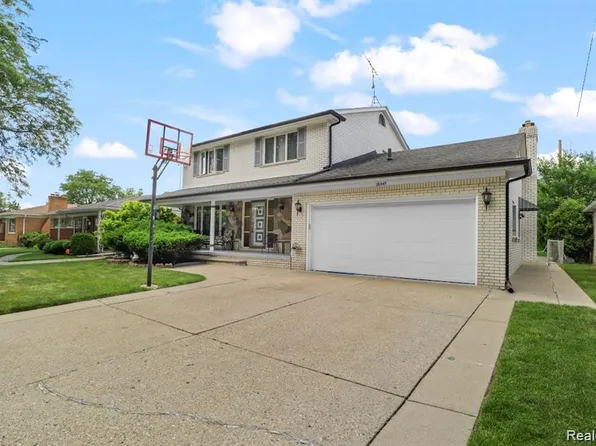 26449 Haverhill Dr, Warren, MI 48091
