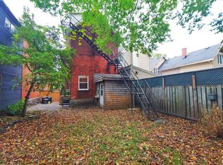 501 Gilmour St #2, Ottawa, ON K1R5L3