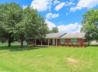 39 3rd St, Quitman, AR 72131