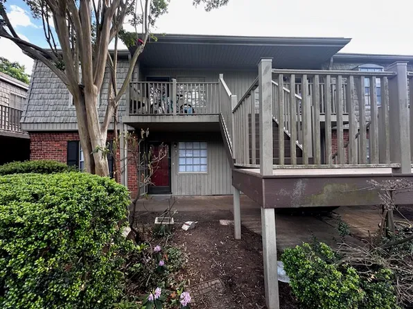 3818 Country Club Rd APT F, Winston Salem, NC 27104