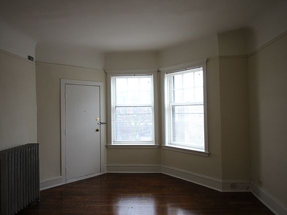 2nd image of 838 Sherman Ave APT 16