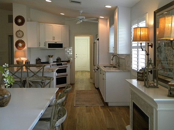 4th image of 15417 Orlanda Dr