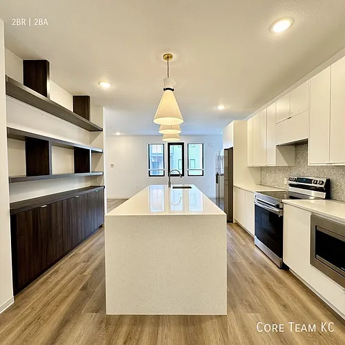 6115 Nieman Rd Photo 1