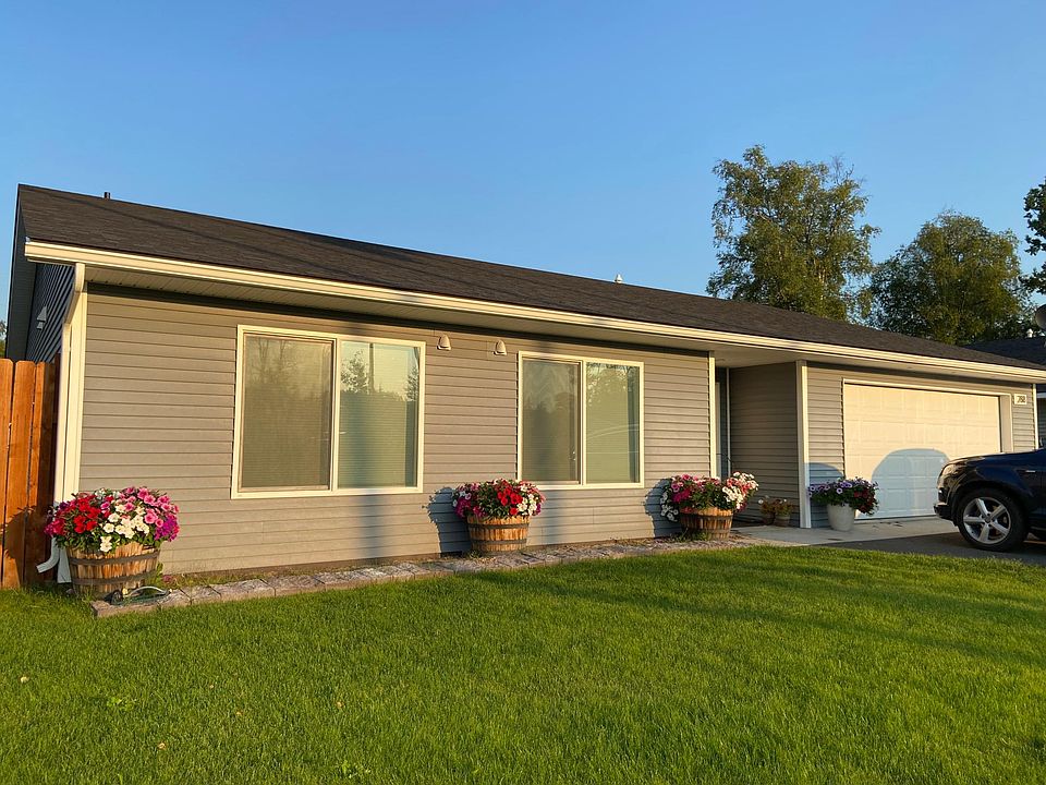 2nd image of 288 Geranium Rd