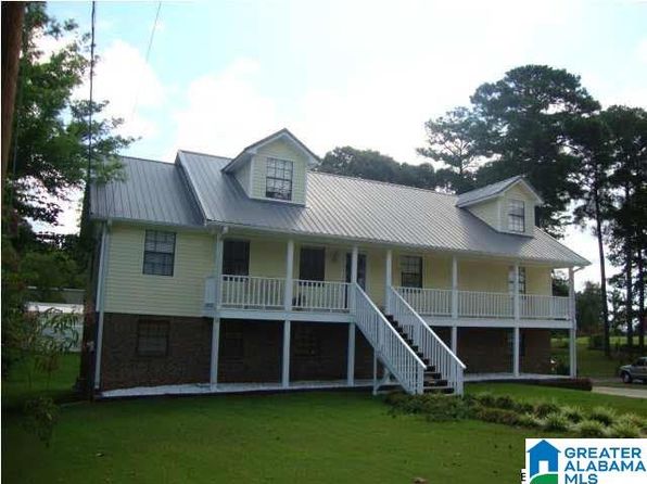 713 12th Ln, Pleasant Grove, AL 35127