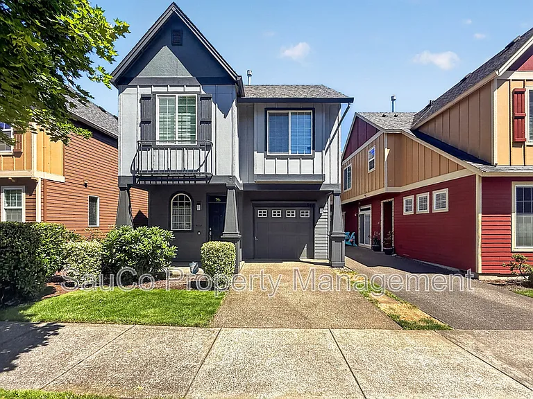 948 SE Elina Ave — Photo 2