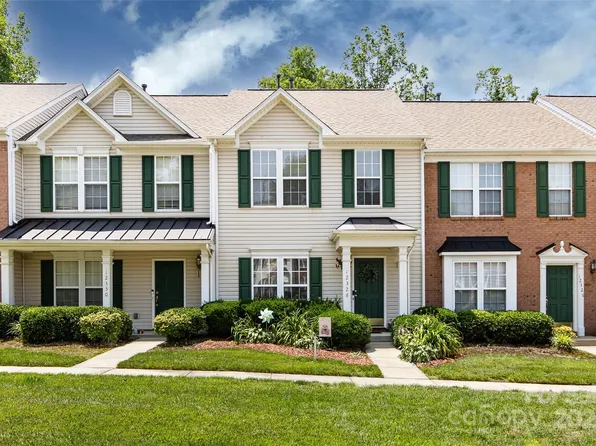 12328 Jessica Pl, Charlotte, NC 28269