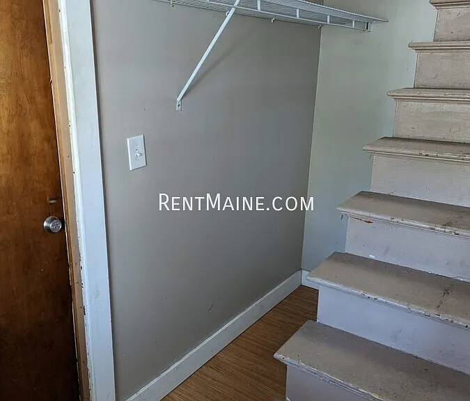 40 Gilman Falls Ave #2 — Photo 4
