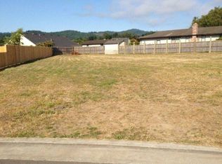 1745 Xavier Ct, Fortuna, CA 95540