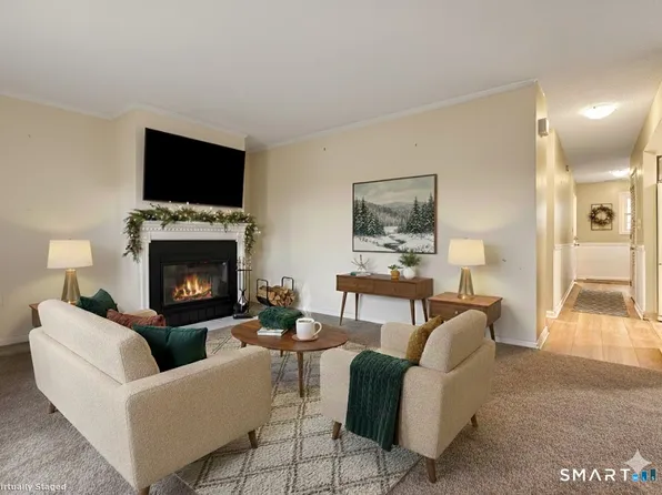 902 Misty Meadow Lane #902, South Windsor, CT 06074