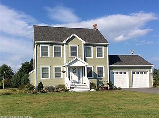 14 Snowberry Dr, Gorham, ME 04038