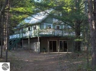 10497 Twin Lake Rd NE, Mancelona, MI 49659