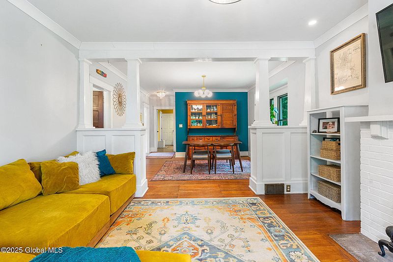 5th image of 26 Summit Avenue