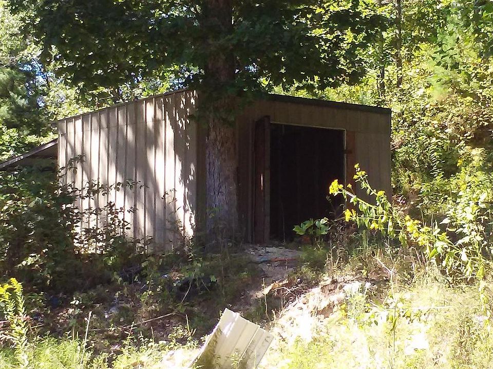 2nd image of River Rd