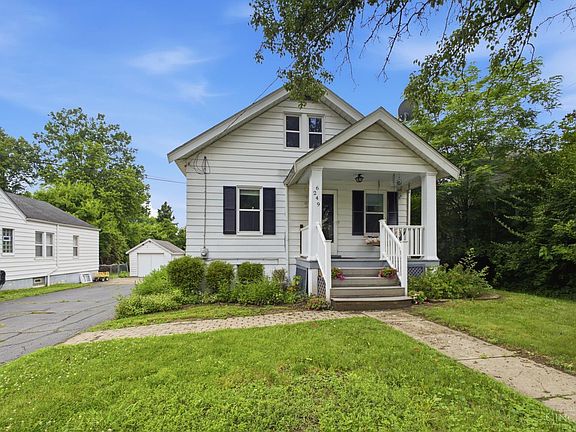 2nd image of 6249 Benneville St