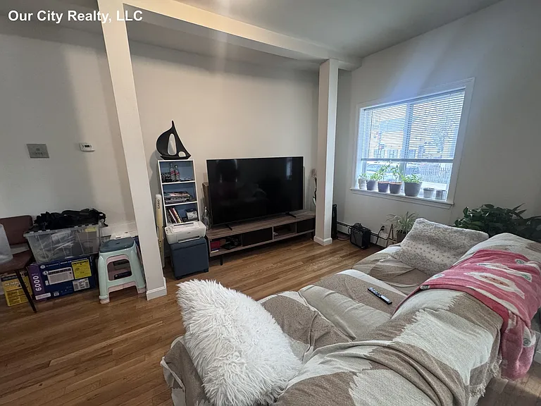 131 Pearl St #1F — Photo 7