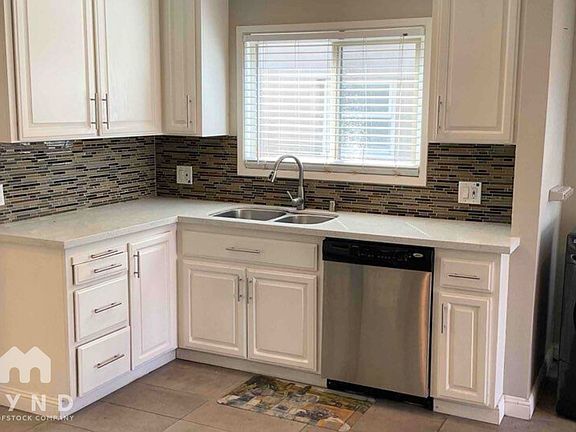 3rd image of 5727 Morse Dr
