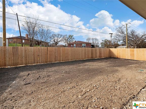 5th image of 1517 Dryden Ave