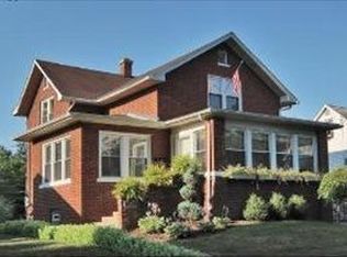 707 Greenview Ave, Des Plaines, IL 60016