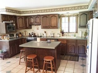 237 Orchard St, Athol, MA 01331