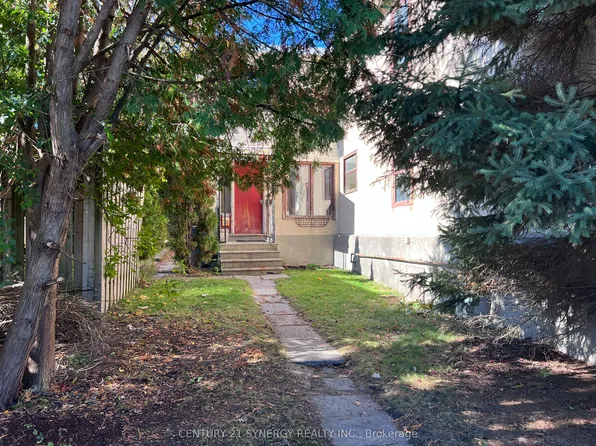 52 & 50 Stonehurst Ave W, Ottawa, ON K1Y 1R4