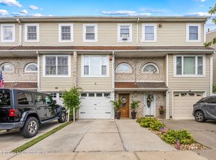 9 Eagan Ave, Staten Island, NY 10312
