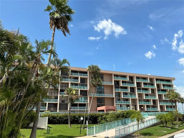1 Key Capri APT 213E, Treasure Island, FL 33706