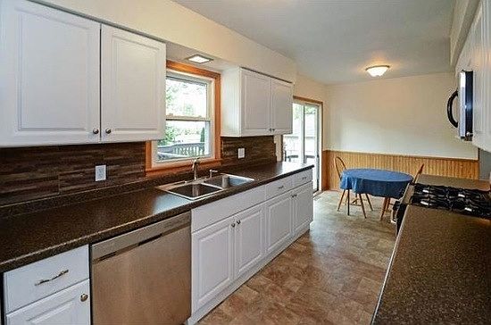 3rd image of 648 Martha Ln
