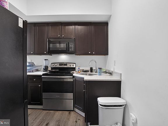 4th image of 2026 N 8th St