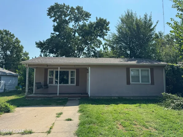 1125 S McKinley Ave, Joplin, MO 64801