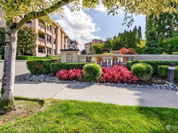 223 5th Avenue S #D301, Kirkland, WA 98033