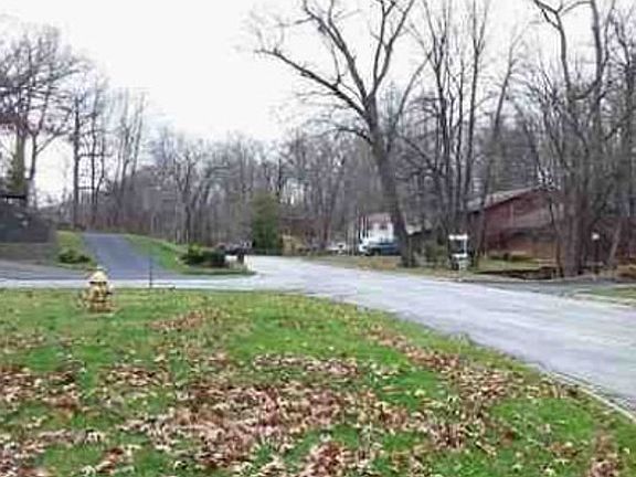 4th image of 34 Thorn Creek Dr