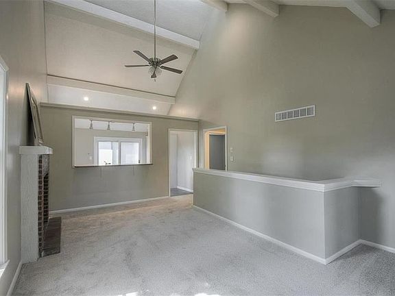 5th image of 7307 W 55th Ter