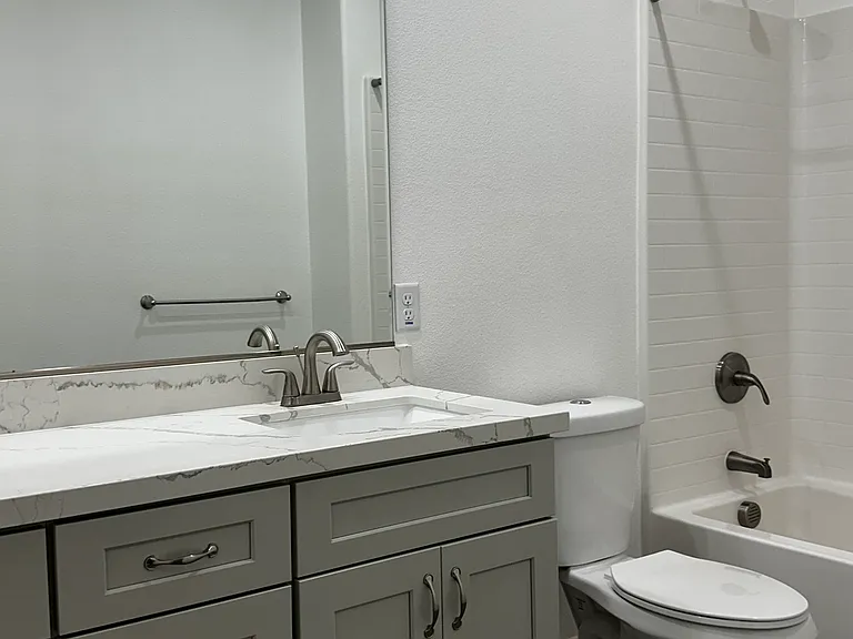 846 N Harriet St — Photo 17